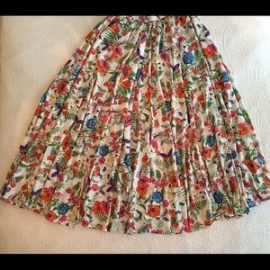 Cupio brand full floral maxi skirt size XL